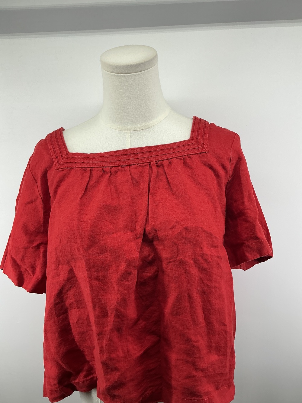 100% European Linen Square Neck Swing Top